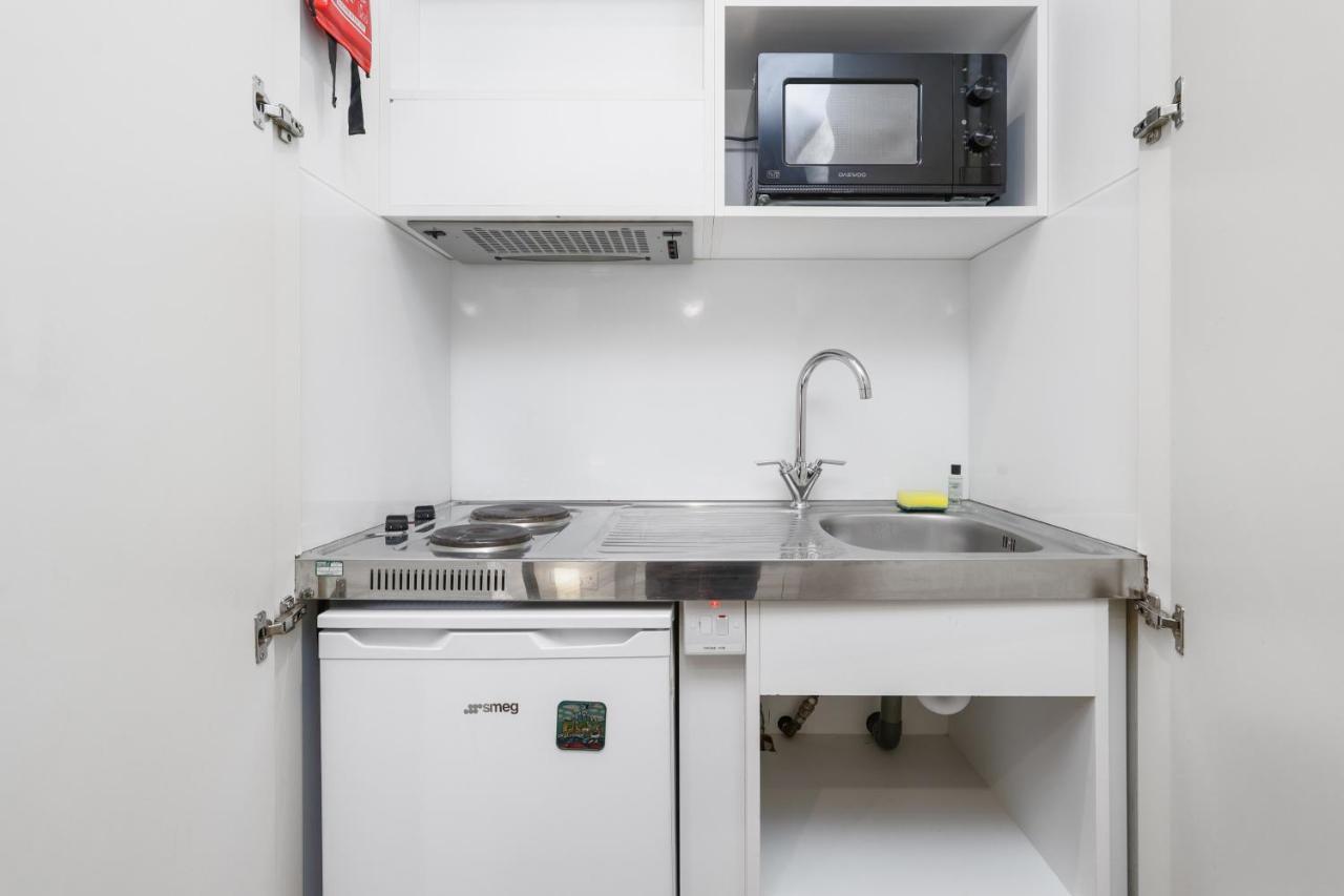 דירות לונדון Private Studio Flat מראה חיצוני תמונה